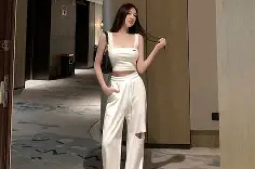 一天5个瓜！深夜泡吧、全身整容、顶流恋情赵丽颖最让人意外